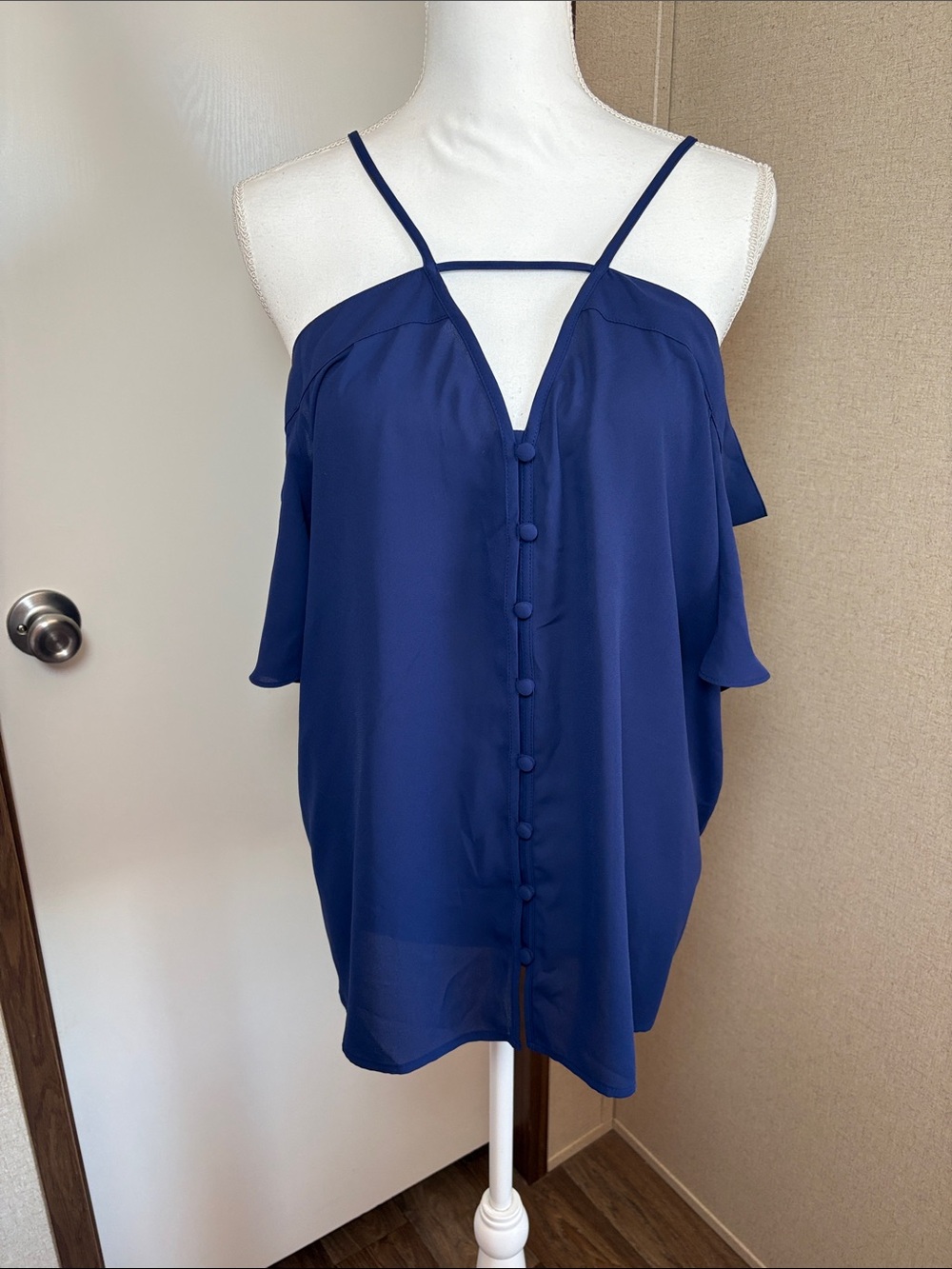 Express Womens Navy Blue Cold Shoulder Blouse Sz XL Flutter Sleeve Romantic NWT